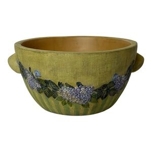Bob's Pottery Hydrangea Milk Pot Textured Bowl 9" Diameter